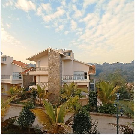 Wood Stock Acres Villa Resort ธาเน ภายนอก รูปภาพ